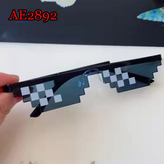 E-AE2892 BLACK MASAIC STRIPES ANIME ACCESSORIES SUNGLASSES FOR FUNNY